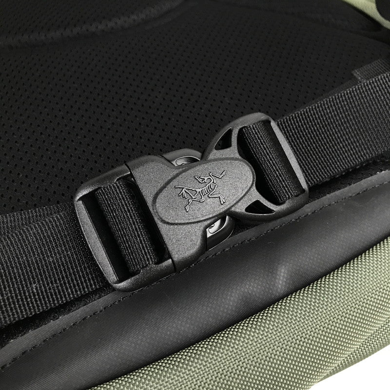 【中古品】【メンズ】 ARC’TERYX アークテリクス MANTIS BACKPACK マンティス リュック バックパック バッグ カバン 188-260903-mh-01-fuzh カラー：カーキ 万代Net店