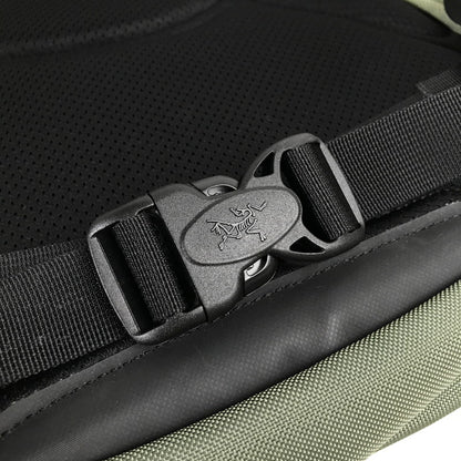 【中古品】【メンズ】 ARC’TERYX アークテリクス MANTIS BACKPACK マンティス リュック バックパック バッグ カバン 188-260903-mh-01-fuzh カラー：カーキ 万代Net店
