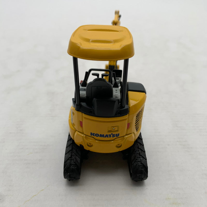 【中古品】 完備品 1/32 KOMATSU PC30MR-5 MINI HYDRAULIC EXCAVATOR(イエロー×ブラック) ミニ油圧ショベル 車 おもちゃ コマツ ※箱に傷みあり 061-260909-io-55-fuzh 万代Net店
