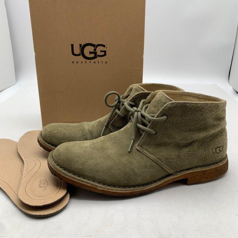 【中古品】【メンズ】 UGG アグ チャッカブーツ GRAY/SIZE:28.0cm/スエード/インソール.箱付属 ※使用感あり・箱破れ・カビ臭有 靴 165-260908-io-05-fuzh カラー：グレー 万代Net店