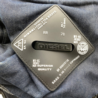【中古品】【メンズ】 DIESEL ディーゼル BACKPACK バックパック リュック BLACK.RED/Wベルトバックル ※スレ・使用感有 カバン バッグ かばん 鞄 188-260909-io-01-fuzh カラー：ブラックレッド 万代Net店