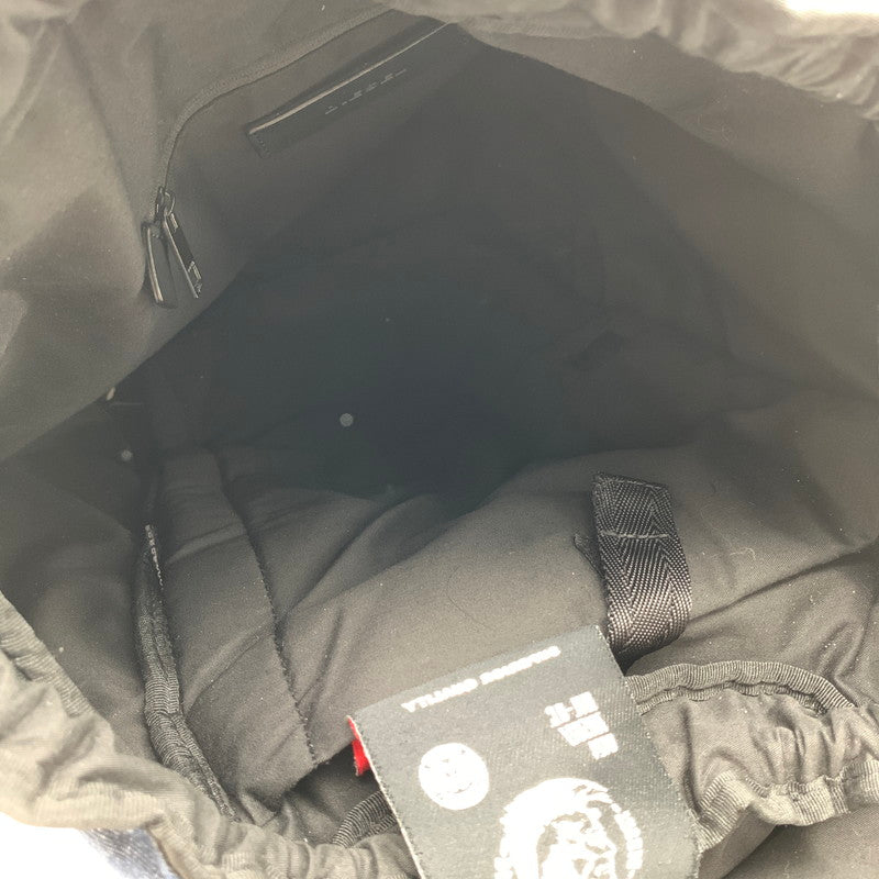 【中古品】【メンズ】 DIESEL ディーゼル BACKPACK バックパック リュック BLACK.RED/Wベルトバックル ※スレ・使用感有 カバン バッグ かばん 鞄 188-260909-io-01-fuzh カラー：ブラックレッド 万代Net店