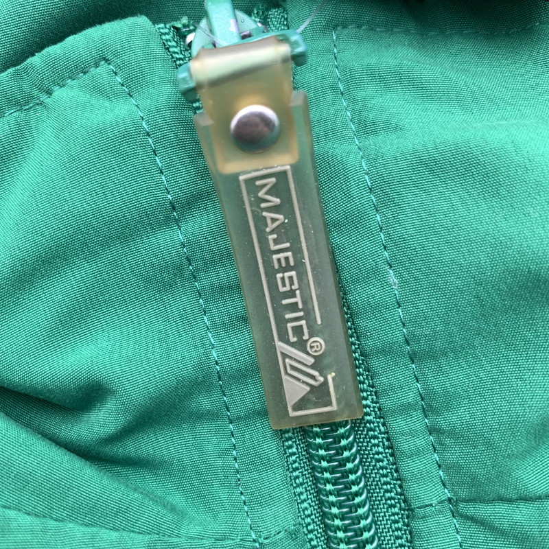 【中古品】【メンズ】 MAJESTIC×BOSTON CELTICS マジェスティック ブルゾン ジャンパー 上着 アウター グリーン SIZE:3XL ※汚れ・使用感あり 145-260912-io-20-fuzh 万代Net店