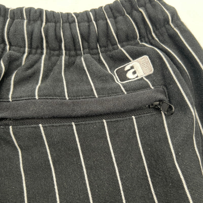 【中古品】【メンズ】 ATMOS アトモス MAT22-S009LP OLD ENGLISH SWEAT PANT STRIPE スウェットパンツ ストライプ BLACK SIZE:M ※内タグ表示消え・使用感有 153-260912-io-34-fuzh カラー：ブラック 万代Net店