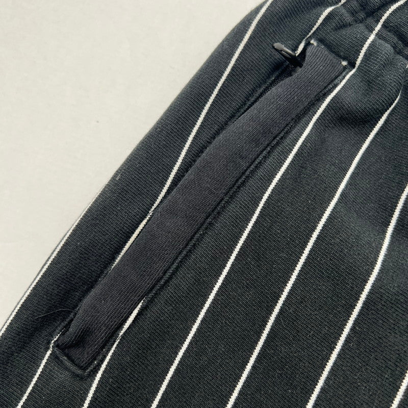 【中古品】【メンズ】 ATMOS アトモス MAT22-S009LP OLD ENGLISH SWEAT PANT STRIPE スウェットパンツ ストライプ BLACK SIZE:M ※内タグ表示消え・使用感有 153-260912-io-34-fuzh カラー：ブラック 万代Net店
