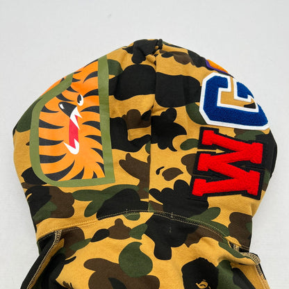 【中古美品】【メンズ】 A BATHNIG APE アベイシングエイプ 1ST CAMO SHARK FULL ZIP HOODIE ジップ フーディー パーカー BEIGE SIZE:L 保存袋付属 142-260912-io-36-fuzh カラー：ベージュ 万代Net店
