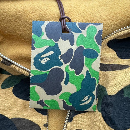 【中古美品】【メンズ】 A BATHNIG APE アベイシングエイプ 1ST CAMO SHARK FULL ZIP HOODIE ジップ フーディー パーカー BEIGE SIZE:L 保存袋付属 142-260912-io-36-fuzh カラー：ベージュ 万代Net店