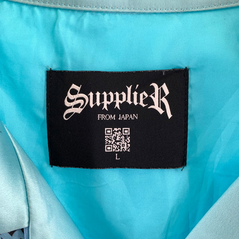 【中古品】【メンズ】 SUPPLIER サプライヤー BAROQUE CROSS SHIRT バロッククロスシャツ 半袖シャツ BLUE/SIZE:L ※汚れ・ひっかけ有 142-260917-io-28-fuzh カラー：ブルー 万代Net店