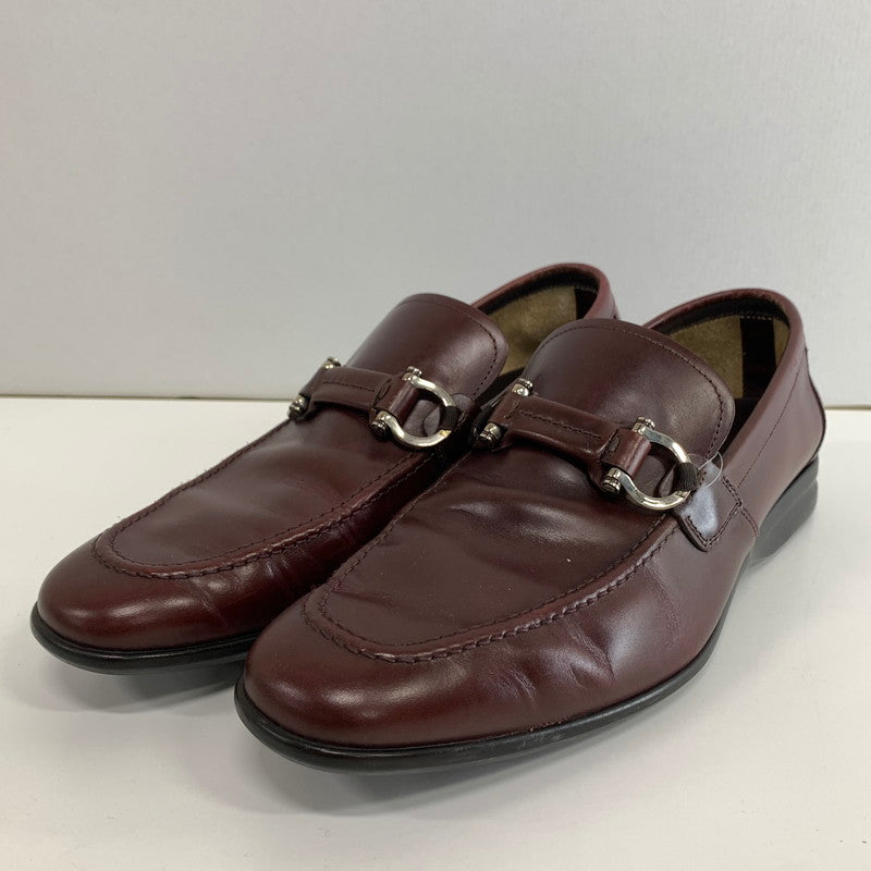 【中古品】【メンズ】 SALVATORE FERRAGAMO サルヴァトーレフェラガモ ビット ローファー 靴 164-260917-ny-06-fuzh サイズ：8.5 カラー：ボルドー 万代Net店