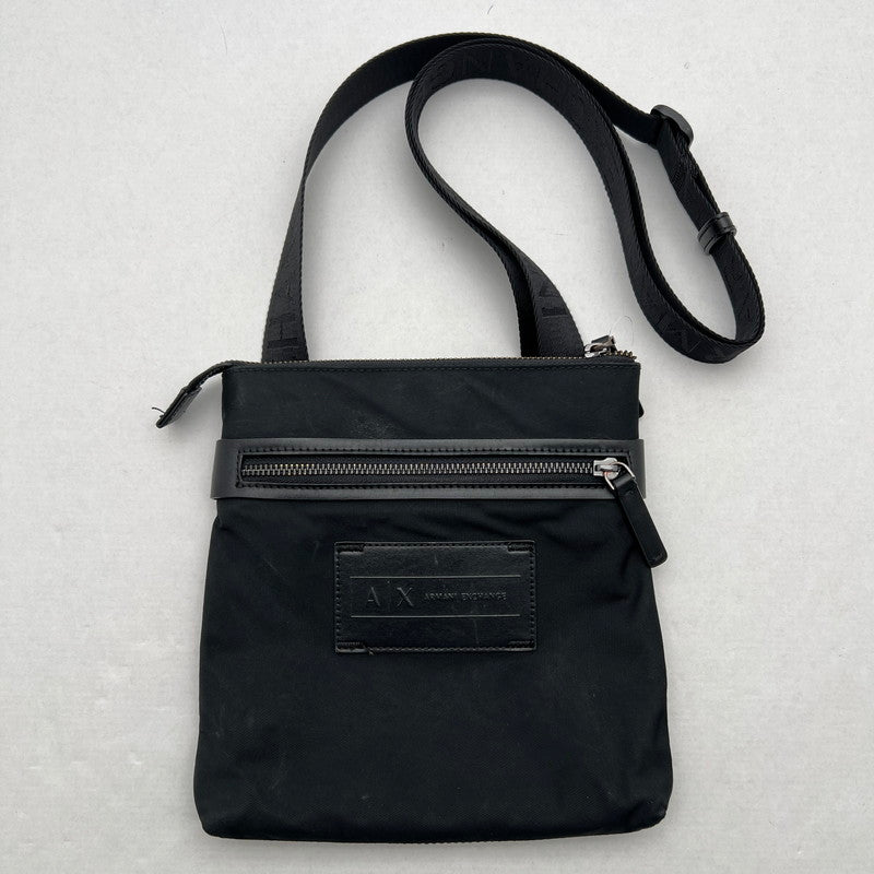 【中古品】【メンズ】 ARMANI EXCHANGE アルマーニエクスチェンジ ショルダーバック BLACK/本体のみ　※キズ、使用感有 カバン 188-261029-ky-06-fuzh 万代Net店