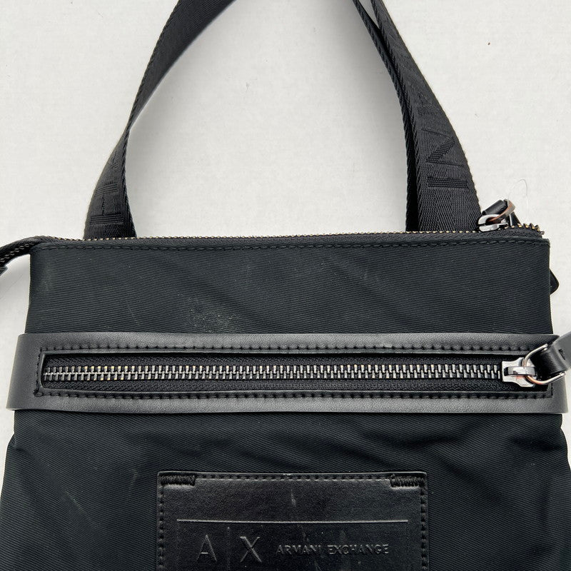 【中古品】【メンズ】 ARMANI EXCHANGE アルマーニエクスチェンジ ショルダーバック BLACK/本体のみ　※キズ、使用感有 カバン 188-261029-ky-06-fuzh 万代Net店