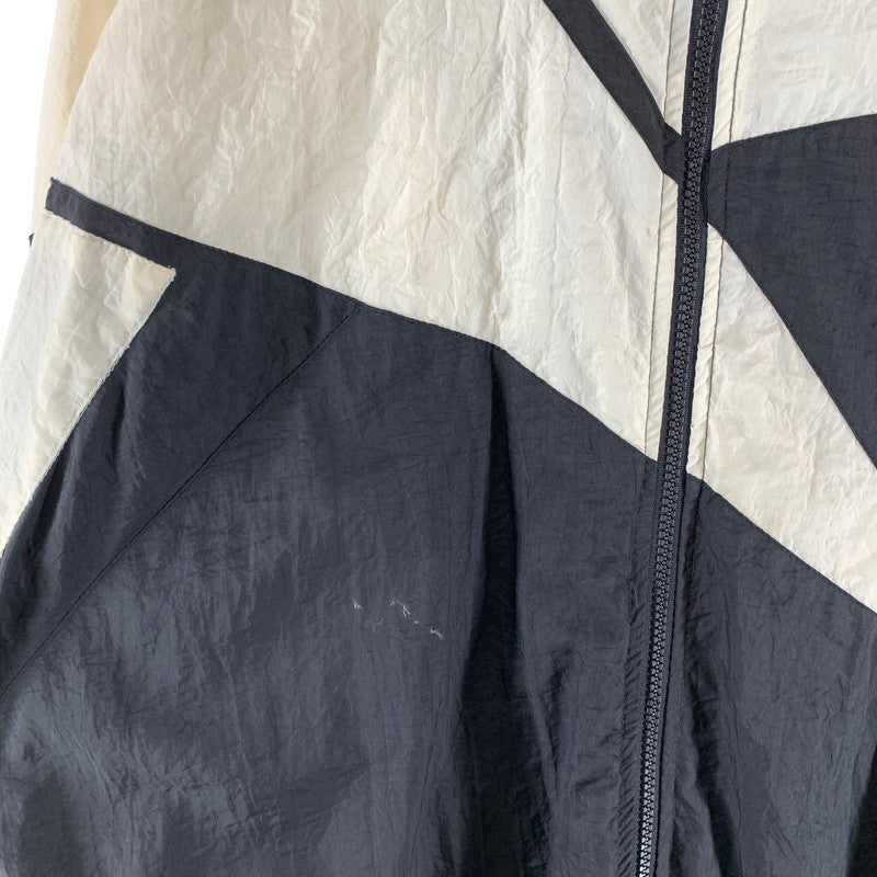 【中古品】【メンズ】 REEBOK リーボック NYLON JACKET ナイロンジャケット ブルゾン 古着 145-261018-gm-17-fuzh サイズ：L カラー：ブラック ホワイト 万代Net店