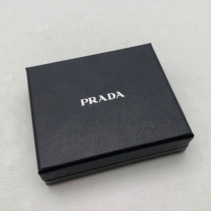 【中古品】【メンズ】 PRADA プラダ サフィアーノレザー トライアングルロゴ 二つ折り ミニ財布 財布 ウォレット 181-260809-hi-19-fuzh カラー：ブラック 万代Net店