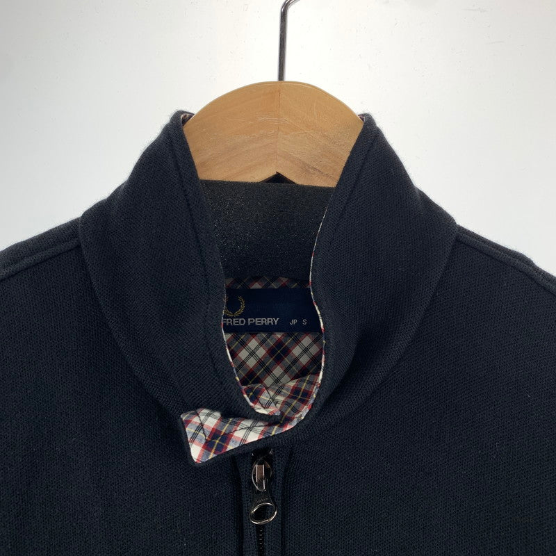 【中古品】【メンズ】 FRED PERRY フレッドペリー ジャケット ブルゾン アウター トップス 古着 141-261009-mh-08-fuzh サイズ：S カラー：ブラック 万代Net店