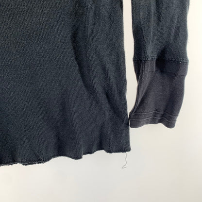 【中古品】【メンズ】 GLADHAND グラッドハンド 長袖Tシャツ BLACK.ヘンリー 男性 ロンT ロングTシャツ ※色ムラ・ほつれあり 142-260927-io-09-fuzh サイズ：S カラー：ブラック 万代Net店