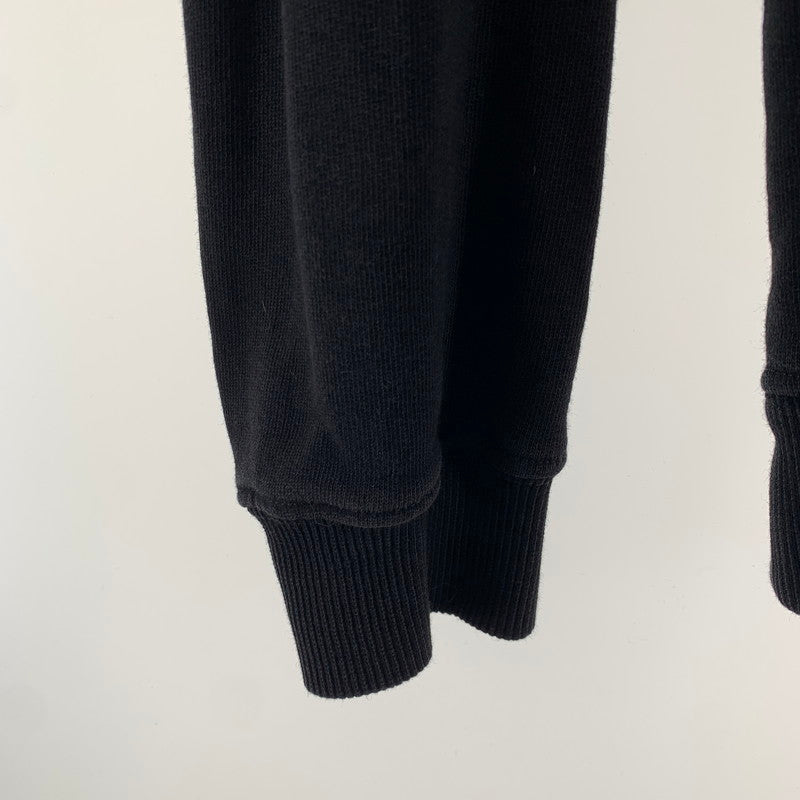 【中古品】【メンズ】 VERSACE ヴェルサーチ A89518S A234889 ロゴ 刺繍 ワッペン メデューサ スウェット トレーナー トップス BLACK 男性 ※使用感あり 141-260927-io-20-fuzh サイズ：S カラー：ブラック 万代Net店