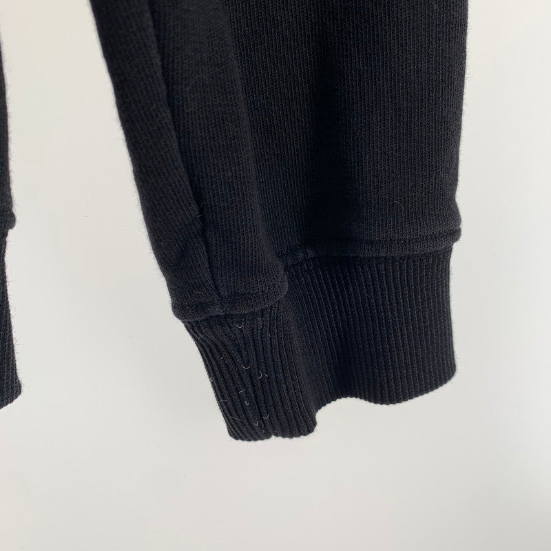 【中古品】【メンズ】 VERSACE ヴェルサーチ A89518S A234889 ロゴ 刺繍 ワッペン メデューサ スウェット トレーナー トップス BLACK 男性 ※使用感あり 141-260927-io-20-fuzh サイズ：S カラー：ブラック 万代Net店