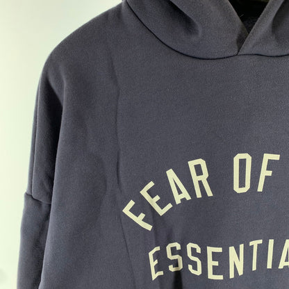 【中古品】【メンズ】 ESSENTIALS FEAR OF GOD FLEECE HOODIE エッセンシャルズ フィアオブゴッド フリースパーカー フーディー ブランド 古着 142-260927-gm-24-fuzh サイズ：M カラー：ネイビー 万代Net店