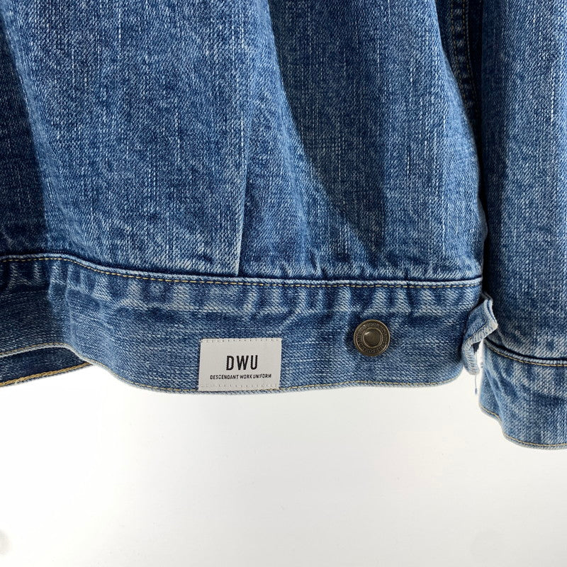 【中古品】【メンズ】 DESCENDANT ディセンダント TRUCKER DENIM JACKET トラッカーデニムジャケット INDIGO SIZE:2 上着 アウター ※袖汚れあり 142-261002-io-03-fuzh サイズ：2 カラー：インディゴ 万代Net店