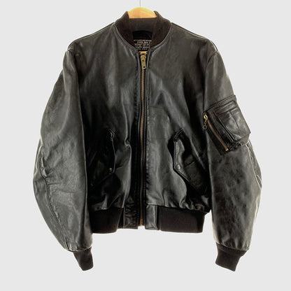 【中古品】【メンズ】 SCHOTT ショット MA-1-1949 FLIGHT JACKET フライトジャケット BLACK SIZE:38 ※襟変色・ボタンサビ・使用感あり 145-261002-io-05-fuzh サイズ：38 カラー：ブラック 万代Net店