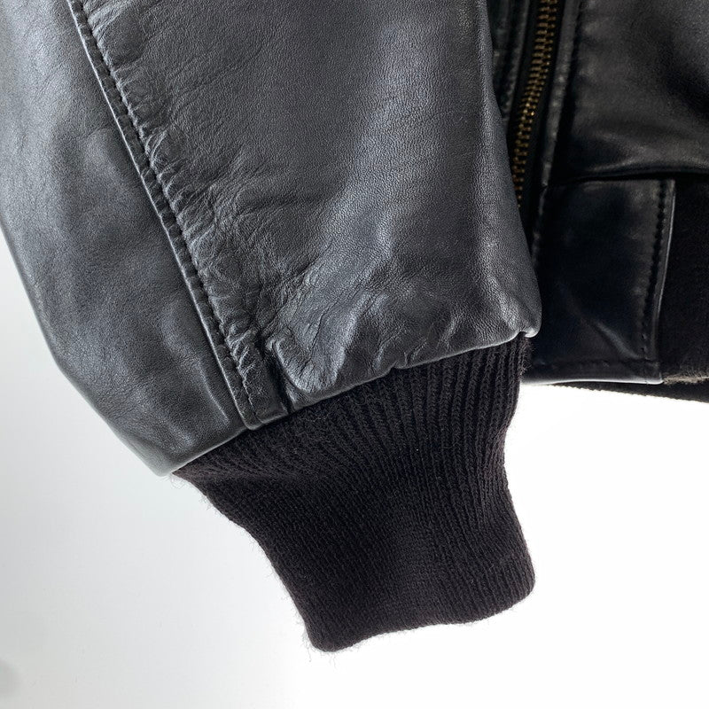 【中古品】【メンズ】 SCHOTT ショット MA-1-1949 FLIGHT JACKET フライトジャケット BLACK SIZE:38 ※襟変色・ボタンサビ・使用感あり 145-261002-io-05-fuzh サイズ：38 カラー：ブラック 万代Net店