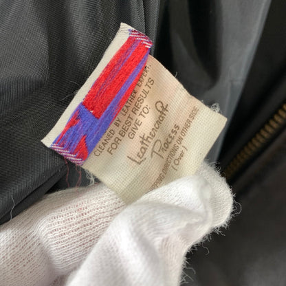 【中古品】【メンズ】 SCHOTT ショット MA-1-1949 FLIGHT JACKET フライトジャケット BLACK SIZE:38 ※襟変色・ボタンサビ・使用感あり 145-261002-io-05-fuzh サイズ：38 カラー：ブラック 万代Net店