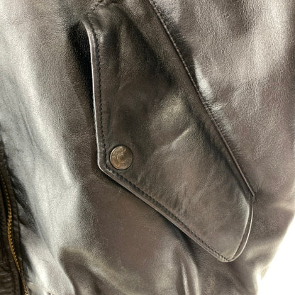 【中古品】【メンズ】 SCHOTT ショット MA-1-1949 FLIGHT JACKET フライトジャケット BLACK SIZE:38 ※襟変色・ボタンサビ・使用感あり 145-261002-io-05-fuzh サイズ：38 カラー：ブラック 万代Net店