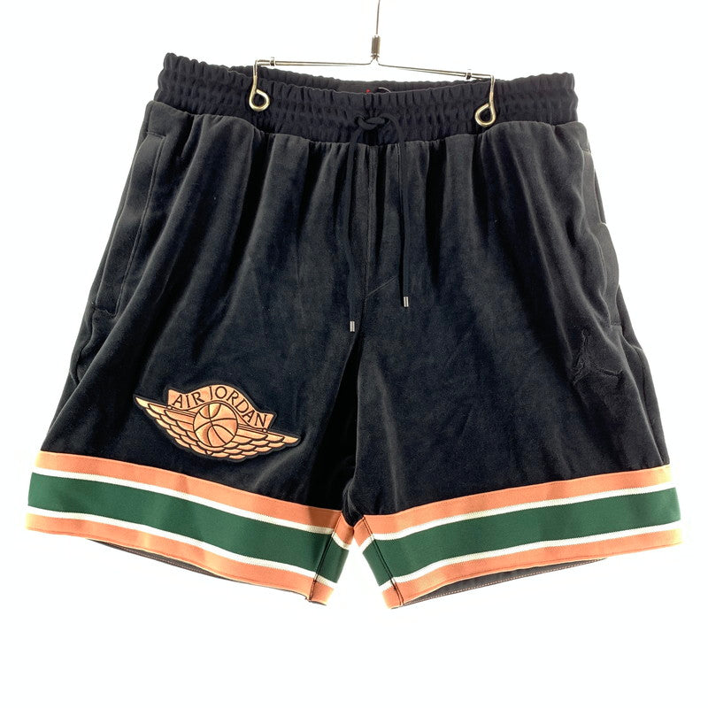 【中古品】【メンズ】 NIKE AIR JORDAN ナイキ エアージョーダン BV4045-010 GOLD CHAIN VELVET SHORTS ベルベットショーツ 短パン ショートパンツ BLACK 159-261002-io-14-fuzh サイズ：M カラー：ブラック 万代Net店