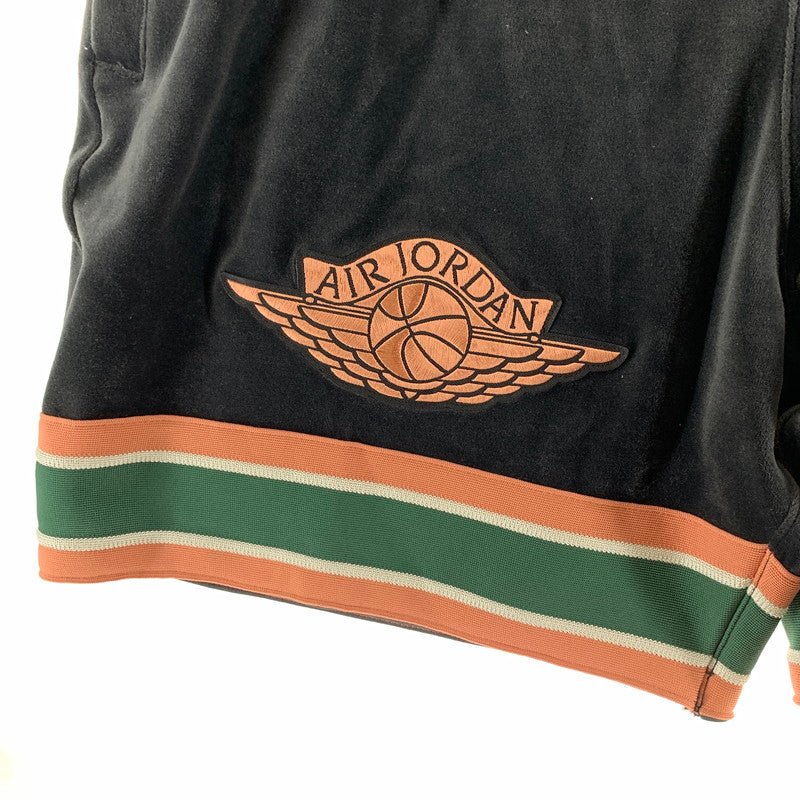 【中古品】【メンズ】 NIKE AIR JORDAN ナイキ エアージョーダン BV4045-010 GOLD CHAIN VELVET SHORTS ベルベットショーツ 短パン ショートパンツ BLACK 159-261002-io-14-fuzh サイズ：M カラー：ブラック 万代Net店