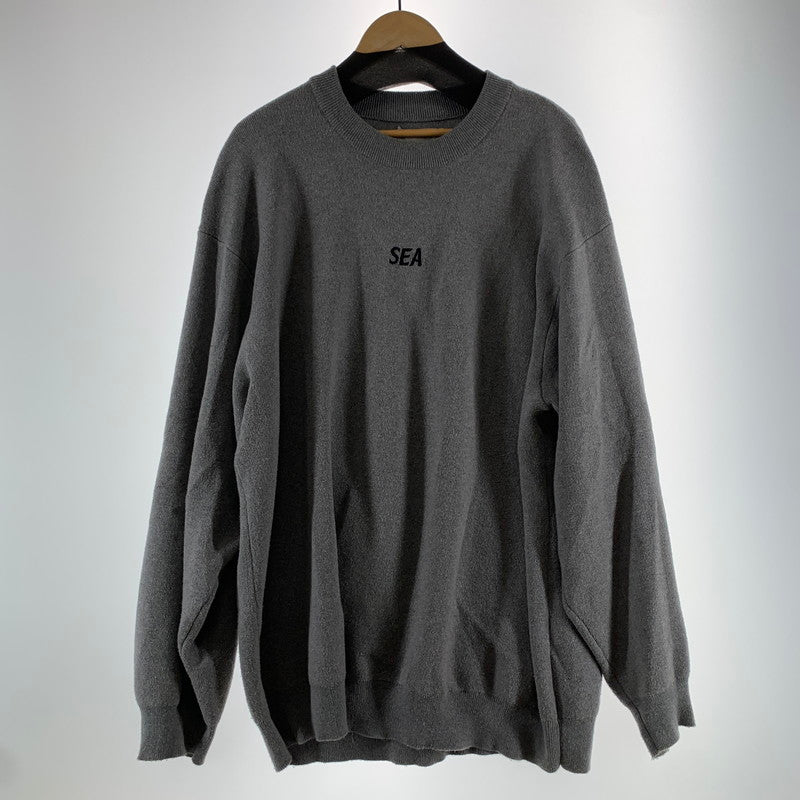 【中古品】【メンズ】 WIND AND SEA ウィンダンシー WDS-O-ESSC-24-Q1-KN-01 ニット セーター GRAY SIZE:XL ※タグ取れかかっている・毛玉・使用感あり 142-261002-io-07-fuzh サイズ：XL カラー：グレー 万代Net店