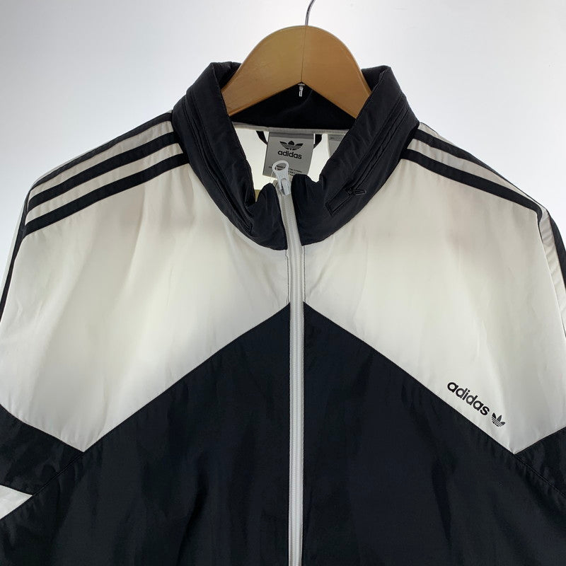 【中古品】【メンズ】 ADIDAS アディダス ナイロンジャケット ブルゾン 古着 148-261004-gm-35-fuzh サイズ：O カラー：ホワイト ブラック 万代Net店