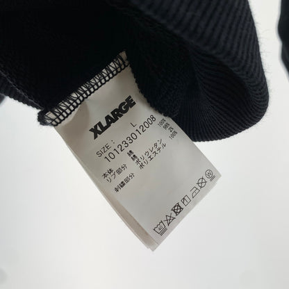 【中古品】【メンズ】 XLARGE エクストララージ 101233012008 BACKSIDE SLANTED OG ZIP HOODED SWEATSHIRT フーディー スウェットシャツ パーカー BLACK FULL ZIP 142-261005-io-16-fuzh サイズ：L カラー：ブラック 万代Net店