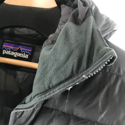 【中古品】【メンズ】 PATAGONIA パタゴニア 84635 DOWN SWEATER HOODY PULLOVER ダウンセーター フーディー プルオーバー ダウンジャケット BLACK ※使用感あり 144-261006-io-01-fuzh サイズ：M カラー：ブラック 万代Net店