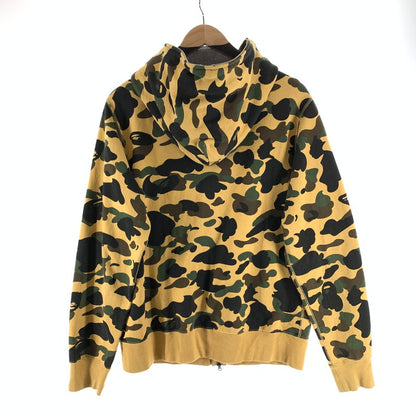 【中古品】【メンズ】 A BATHING APE アベイシングエイプ 1ST CAMO BAPE PRINT ZIPUP PARKA ジップアップパーカー フーディー 142-261010-gm-30-fuzh サイズ：L カラー：カモフラ 万代Net店