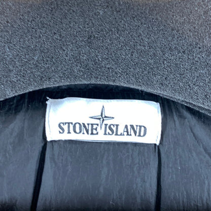 【中古品】【メンズ】 STONE ISLAND ストーンアイランド 6715G0223 DOWN FILLED PUFFER GILET ダウンベスト アウター 古着 140-261010-gm-35-fuzh サイズ：S カラー：ブラック 万代Net店