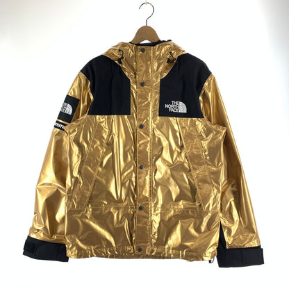 【中古品】【メンズ】 SUPREME シュプリーム × THE NORTH FACE ザ・ノースフェイス NP11801I 18SS METALLIC MOUNTAIN PARKA メタリック マウンテン パーカー ジャケット アウター コート 古着 149-261012-mh-07-fuzh サイズ：M カラー：ゴールド・ブラック 万代Net店