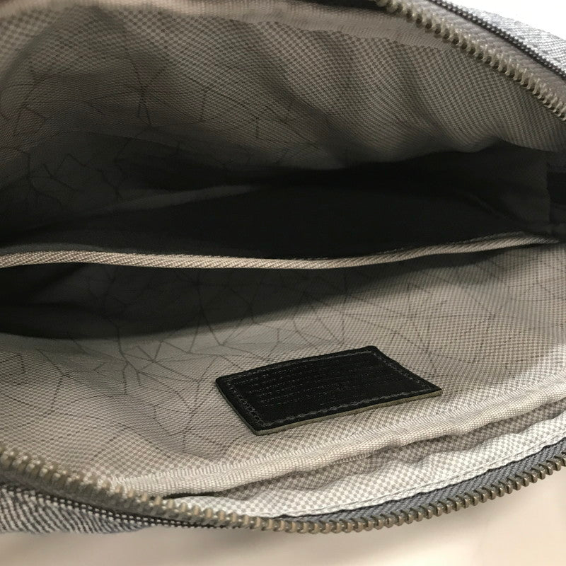 【中古品】【メンズ】 TUMI トゥミ ショルダーバッグ カバン GRAY バッグ かばん 188-261013-io-02-fuzh カラー：グレー 万代Net店