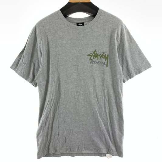 【中古品】【メンズ】 STUSSY ステューシー フロントロゴ 半袖Tシャツ 142-261020-vt-83-fuzh サイズ：M カラー：グレー 万代Net店