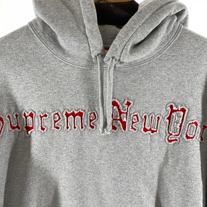 【中古品】【メンズ】 SUPREME シュプリーム CONTRAST CUTOUT HOODED SWEATSHIRT フーディー パーカー 古着 149-261017-gm-02-fuzh サイズ：M カラー：グレー 万代Net店