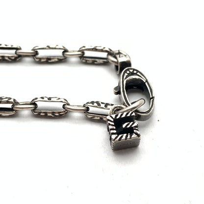 【中古品】【メンズ】 GUCCI グッチ スクエアG SV.925 ブレスレット ブランド アクセサリー 182-261018-gm-31-fuzh カラー：シルバー イエロー パープル 万代Net店