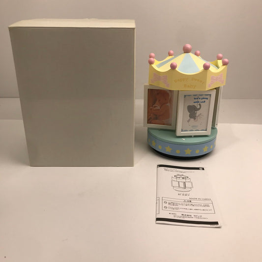 【中古品】 LADONNA ラドンナ RM05-40 メリーゴーランド型 オルゴール付き ベビーフォトフレーム 101-261026-mh-01-fuz 万代Net店