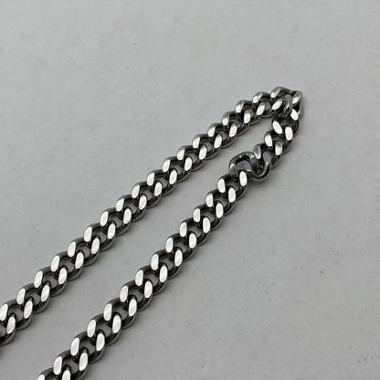 【中古品】【メンズ】 FENDI フェンディ FF NECKLACE ネックレス チェーン ブランド アクセサリー 182-261018-gm-32-fuzh カラー：シルバー　 万代Net店