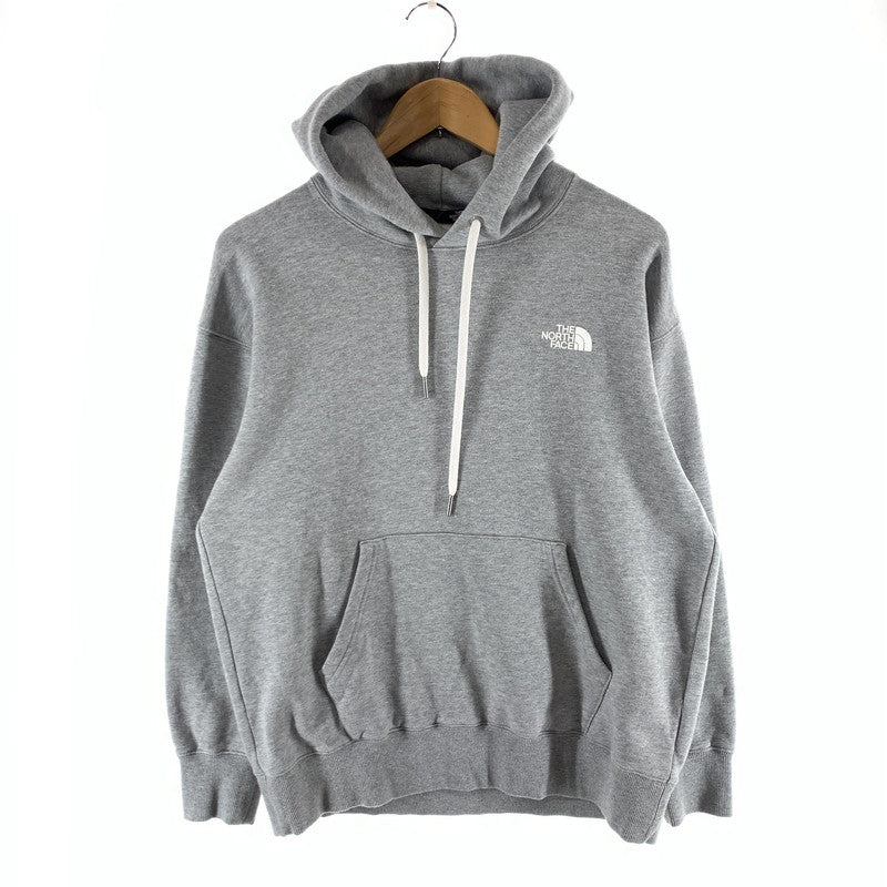 【中古品】【メンズ】 THE NORTH FACE ザ・ノースフェイス パーカー NT62333 フーディー 古着 144-261018-gm-33-fuzh サイズ：S カラー：グレー 万代Net店