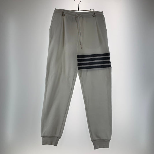 【中古品】【メンズ】 THOM BROWNE トムブラウン MJQ082A-06452-100 EASY PANTS イージーパンツ WHITE ズボン パンツ 152-261022-io-01-fuzh カラー：ホワイト 万代Net店