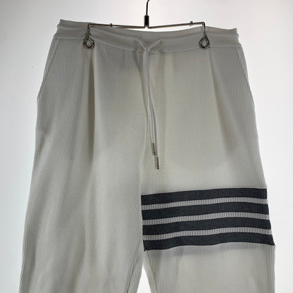 【中古品】【メンズ】 THOM BROWNE トムブラウン MJQ082A-06452-100 EASY PANTS イージーパンツ WHITE ズボン パンツ 152-261022-io-01-fuzh カラー：ホワイト 万代Net店