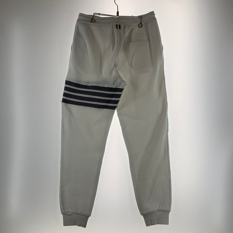 【中古品】【メンズ】 THOM BROWNE トムブラウン MJQ082A-06452-100 EASY PANTS イージーパンツ WHITE ズボン パンツ 152-261022-io-01-fuzh カラー：ホワイト 万代Net店