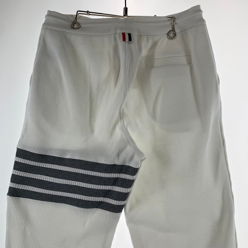 【中古品】【メンズ】 THOM BROWNE トムブラウン MJQ082A-06452-100 EASY PANTS イージーパンツ WHITE ズボン パンツ 152-261022-io-01-fuzh カラー：ホワイト 万代Net店