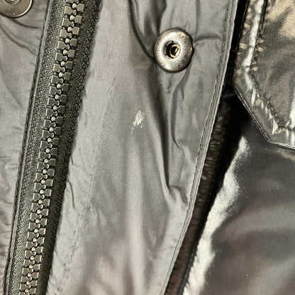【中古品】【メンズ】 MONCLER モンクレール D209U4030750 FRAGMENT POULSEN GIUBOTTO DOWN JACKET ダウンジャケット BLACK ※シミ・汚れあり 141-261022-io-04-fuzh カラー：ブラック 万代Net店