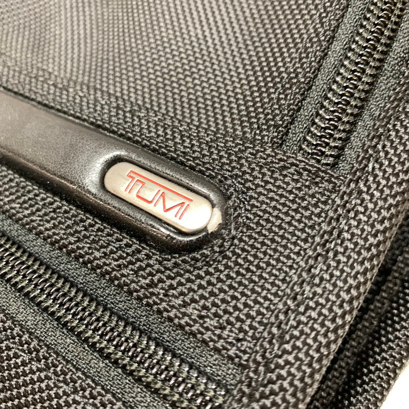 【中古品】【メンズ】 TUMI トゥミ ブリーフケース カバン バッグ かばん 鞄 BLACK ※使用感あり 188-261024-io-01-fuzh カラー：ブラック 万代Net店