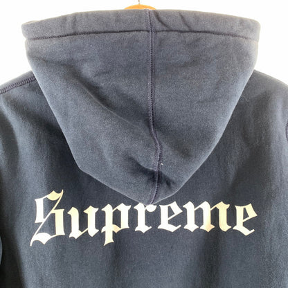【中古品】【メンズ】 SUPREME シュプリーム BURNING CROSSES PULLOVER プルオーバー パーカー フーディー NAVY ※小さな穴・汚れ・使用感あり 149-261024-io-10-fuzh サイズ：S カラー：ネイビー 万代Net店